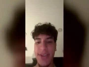 Live Sex Cam with noahlynx - Chaturbate