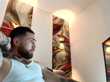 Nude Webcam with luke_davis01 - Chaturbate