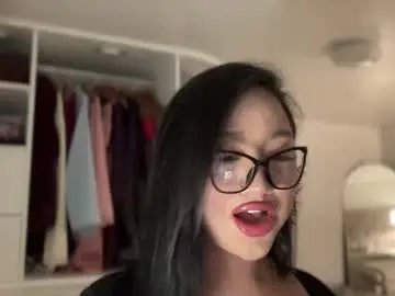 Nude Webcam with foxyluscious - Chaturbate