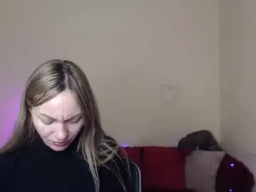 Sex Cam with mikkey_mouse8 - Chaturbate