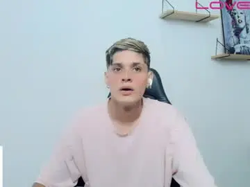 Live Sex Cam with flaquito___ - Chaturbate