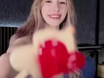 Nude Webcam with fox_eyesavage - Chaturbate