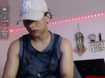 Nude Webcam with labrinthteasing - Chaturbate