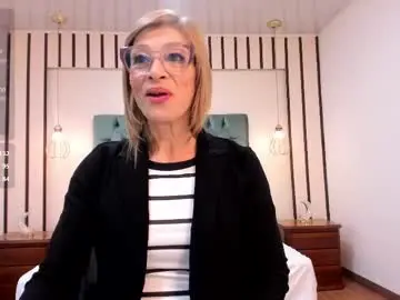 Nude Webcam with madissonlow - Chaturbate