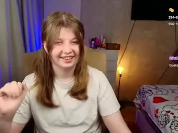 Nude Webcam with salut_love - Chaturbate