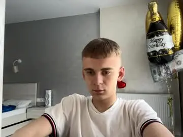 Watch Live Sex Cams with solofury - Chaturbate