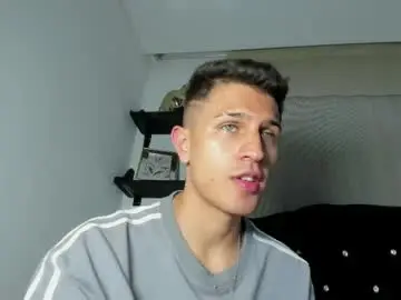 Free Porn Cam with kevin_ahs1 - Chaturbate