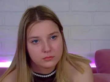 Nude Webcam with tinaburton - Chaturbate