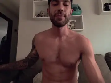 Adult Webcam with gottalovelatinas - Chaturbate