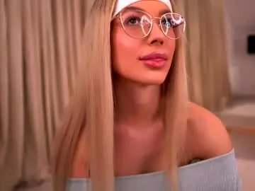 Sex Chat with kyliejoyce - Chaturbate