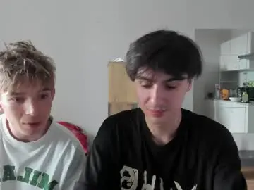 Adult Video Chat with stralght_twinks - Chaturbate