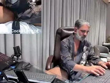 Adult Webcams with alpha_uk_boss - Chaturbate