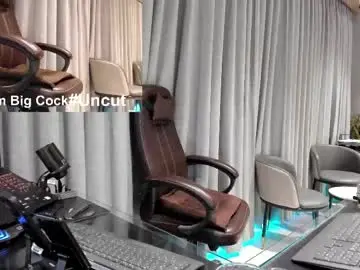 Adult Webcams with alpha_uk_boss - Chaturbate