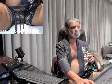 Adult Webcams with alpha_uk_boss - Chaturbate