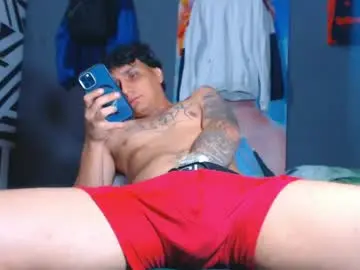 Nude Webcam with burningboyy - Chaturbate