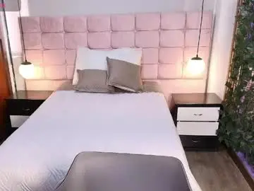 Watch Live Sex Cams with rubyhills_ - Chaturbate