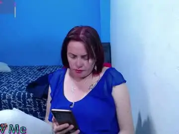 Live Sex Cam with carolinhe_ - Chaturbate