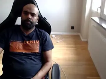 Adult Webcams with dan_the_man43 - Chaturbate