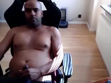 Adult Webcams with dan_the_man43 - Chaturbate