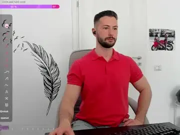 Nude Webcam with hard_chriss - Chaturbate