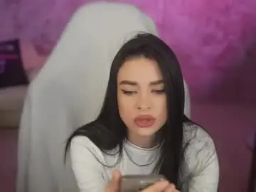 Live Sex Cam with kira0541 - Chaturbate