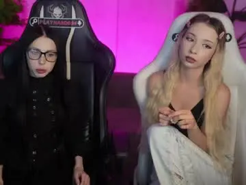 Live Porn with kira0541 - Chaturbate