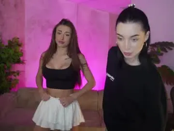 Live Porn with kira0541 - Chaturbate
