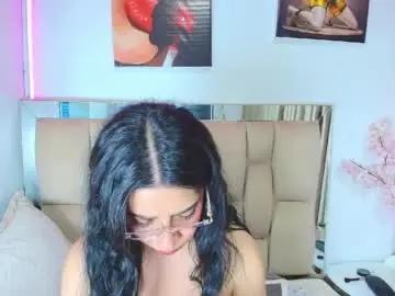 Live Sex Cam with amy_swann - Chaturbate