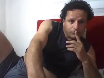 Nude Webcam with maturelatinmaster - Chaturbate