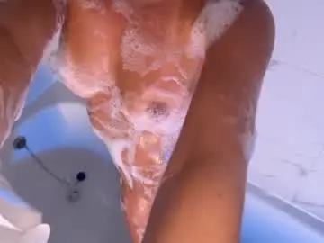 Live Porn with emilybatee - Chaturbate