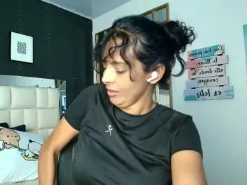 Live Porn with gaby_jazmin - Chaturbate