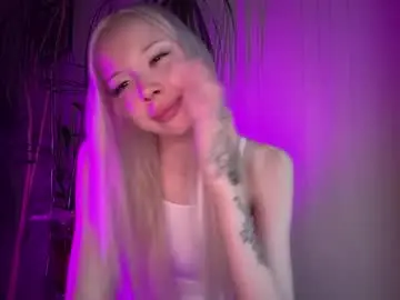 Free Live Porn with laraineprada - Chaturbate