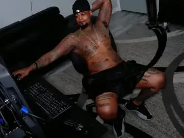 Live Sex with slangondemhoes - Chaturbate