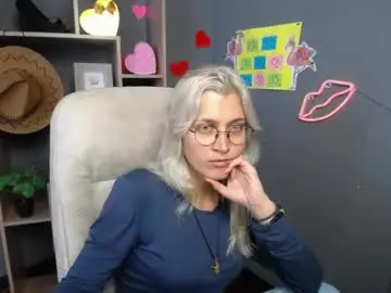 Free Porn Cam with rubydaviss - Chaturbate