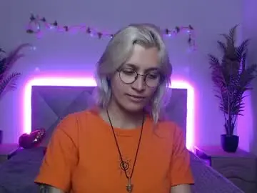 Sex Cam with rubydaviss - Chaturbate