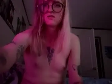 Nude Webcam with fr0ghatz - Chaturbate