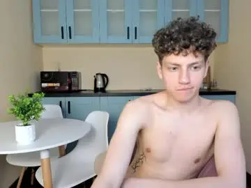 Free Porn Cam with stefanbev - Chaturbate