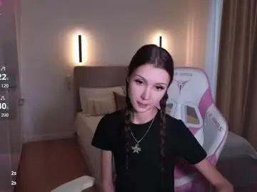 Free Live Porn with sweetiebones - Chaturbate