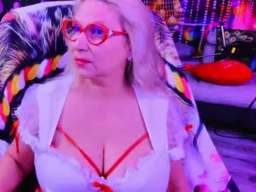 Free Porn Cam with sweetylisahard - Chaturbate