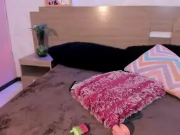 Live Sex with kitty_velve - Chaturbate