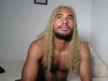 Free Porn Cam with salvatore_amator - Chaturbate