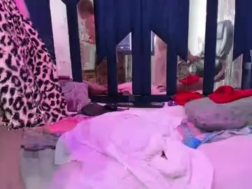 Free Porn Cam with kikyoanddrey - Chaturbate