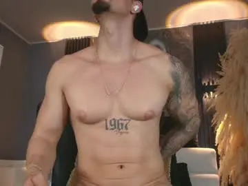 Live Sex with camiloalvarezzz3 - Chaturbate