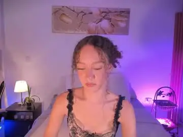 Sex Chat with chloemoreti - Chaturbate