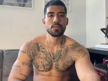 Nude Webcam with myke_esthetic - Chaturbate