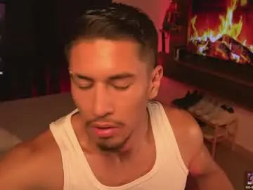 Private Sex Chat with aaronfox_ - Chaturbate