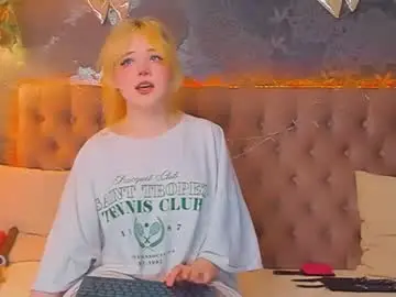 Best live sex cam show with emilyangels - Chaturbate