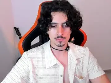 Free Porn Cam with alexfloreszzz - Chaturbate