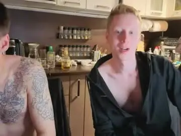 Live Sex Cam with omg_pie - Chaturbate