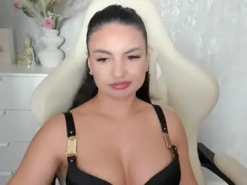 Free Porn Cam with goddessmiaa - Chaturbate